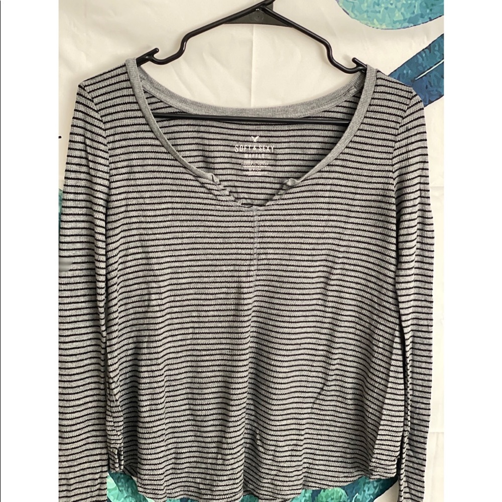 AE Striped Grey V-Cut Long Sleeve
